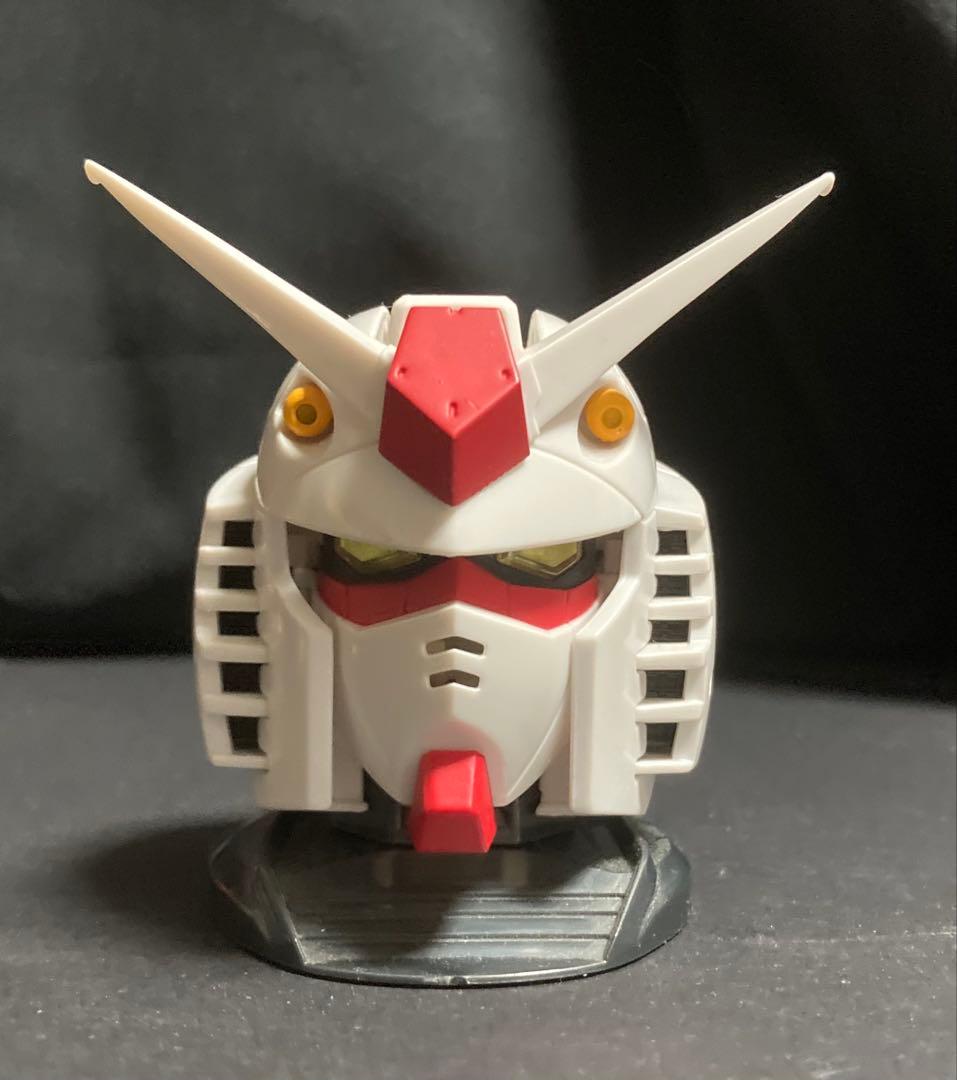 ガンダムヘッド　1点　　ザクヘッド　11点　　のセット