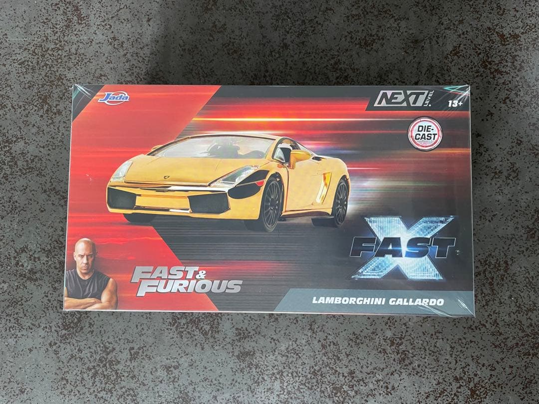 ワイルドスピード　ダイキャストカー ゴールデンランボルギーニ　国内300台限定
