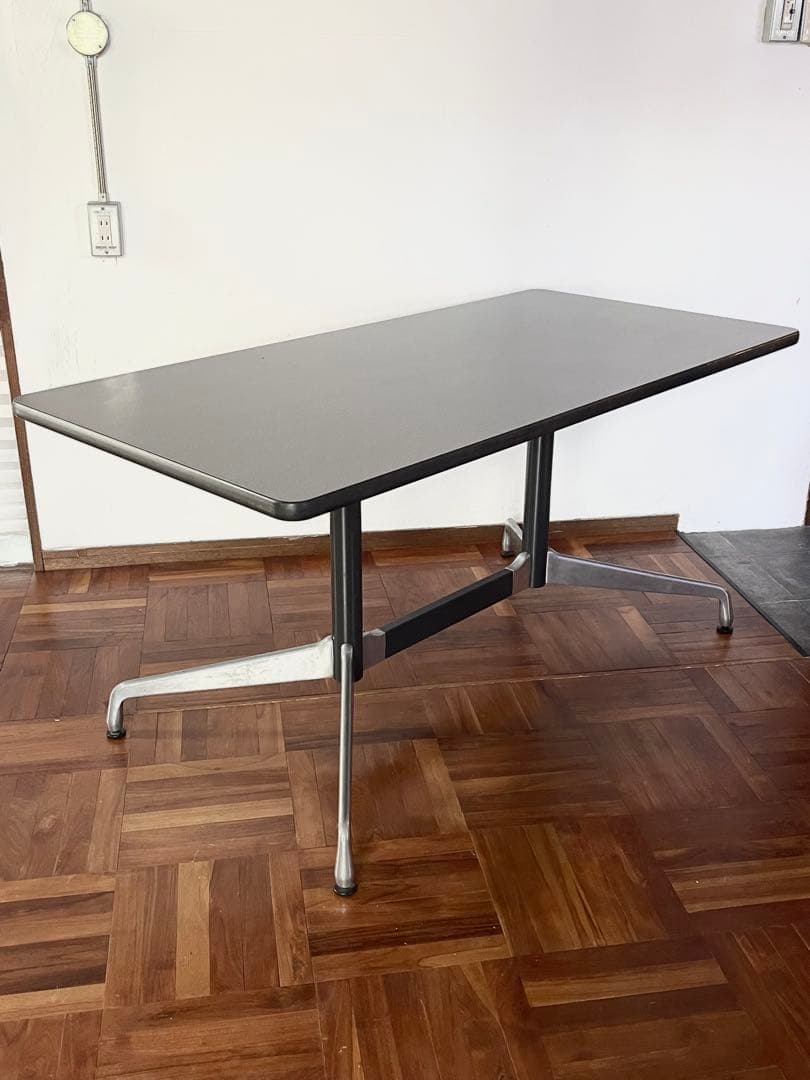 ハーマンミラー ヴィンテージ イームズ セグメンテッド ベース テーブル 4