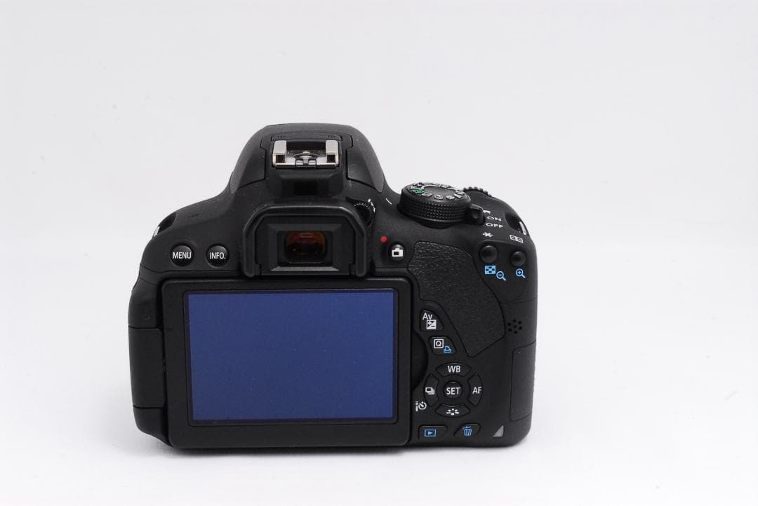 ⭐️推し活、入門モデル⭐️Canon Kiss X7i 美品 一眼レフカメラ