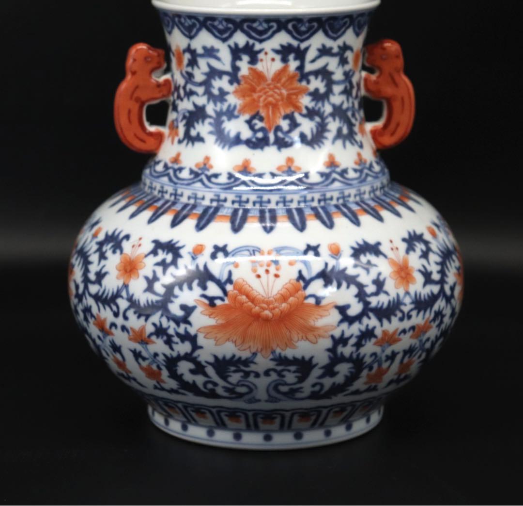 中国　染付ハン紅花卉紋雙耳瓶　大清乾隆年製銘　送料込み0907