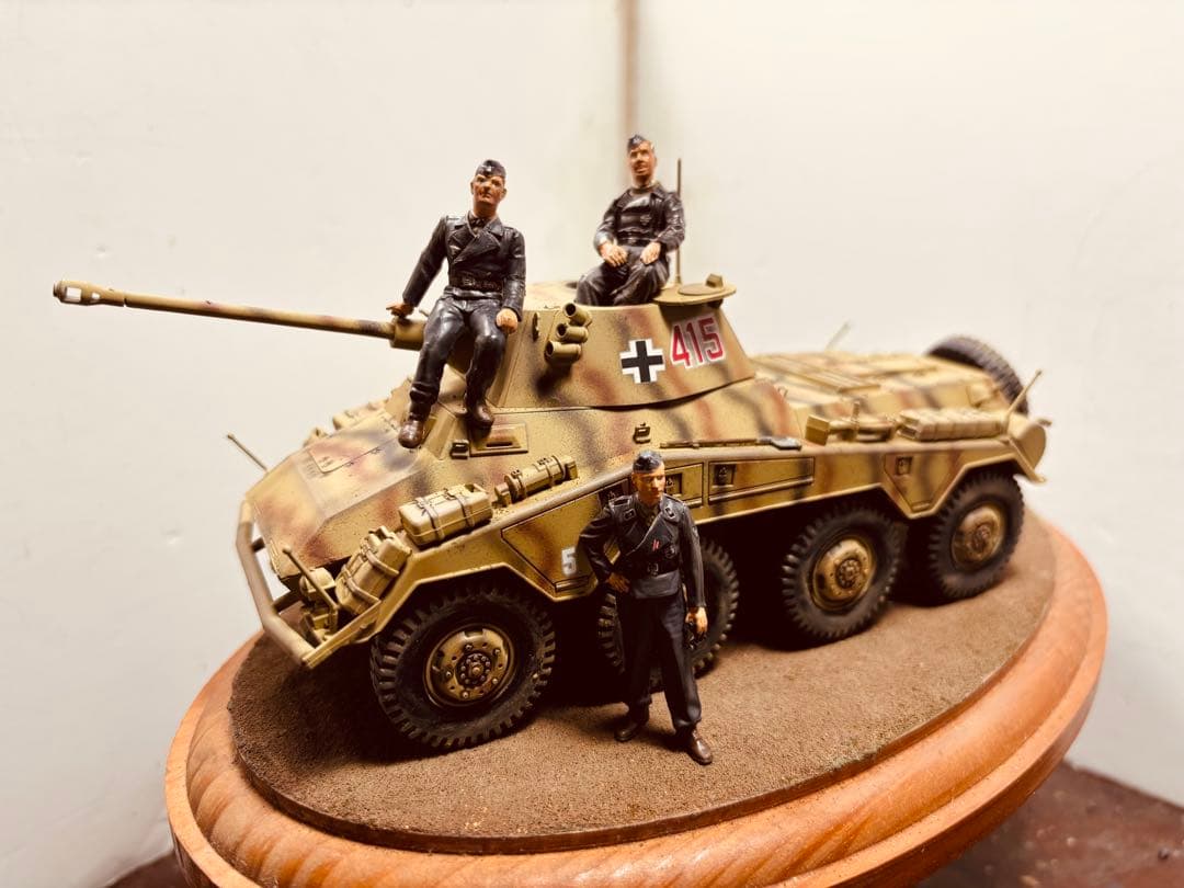 1／35 ドイツ軍8輪重装甲車プーマ
