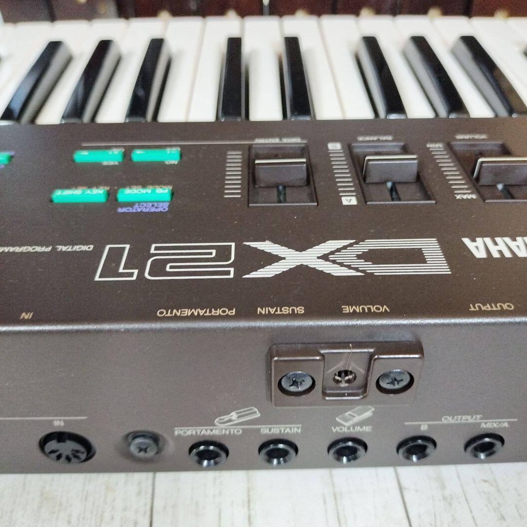 YAMAHA　DX21