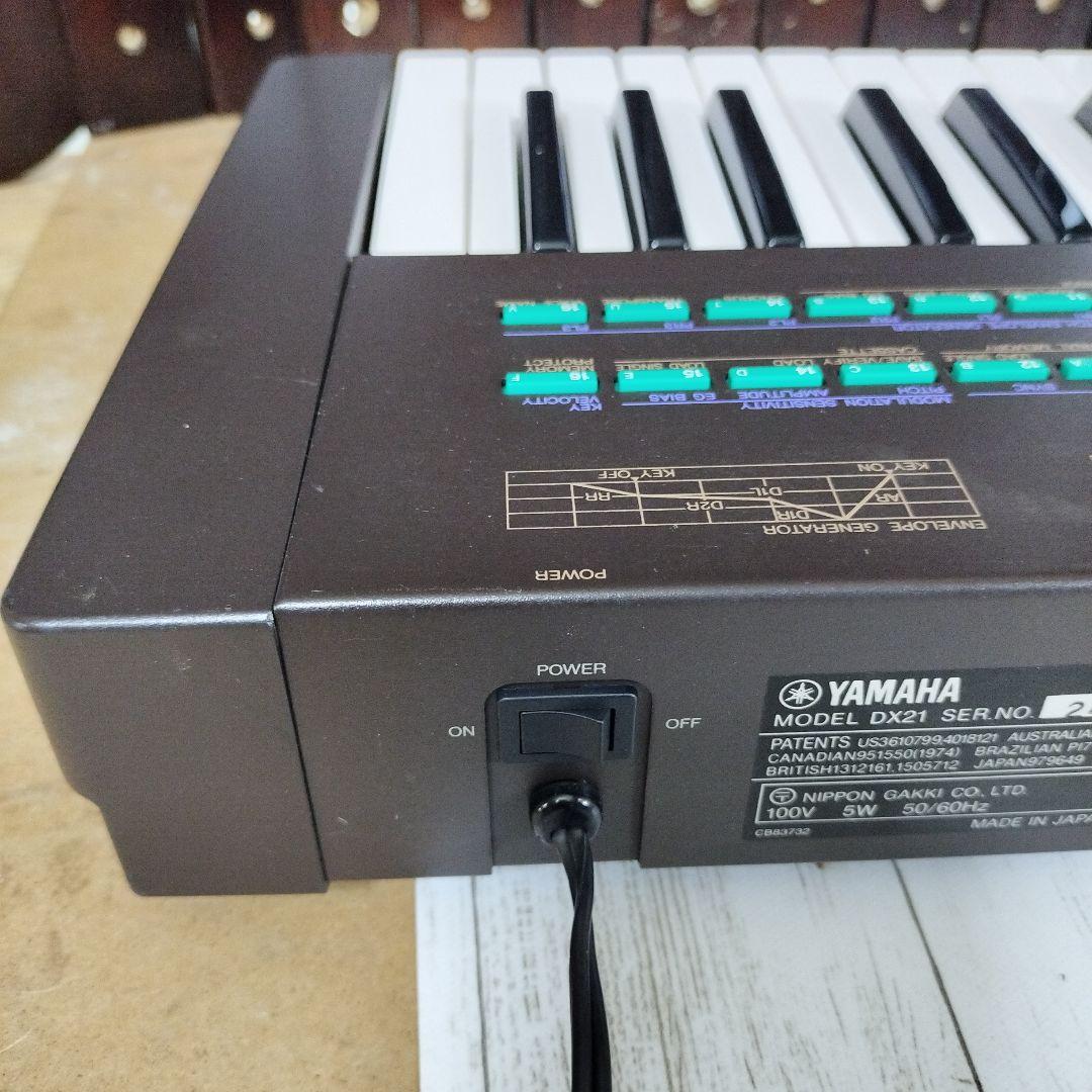 YAMAHA　DX21