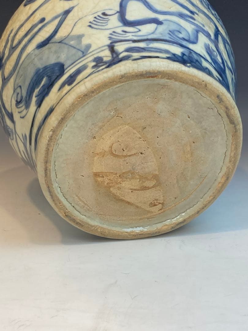 古染付龍獅子紋壷 明時代 中国古陶磁 花瓶