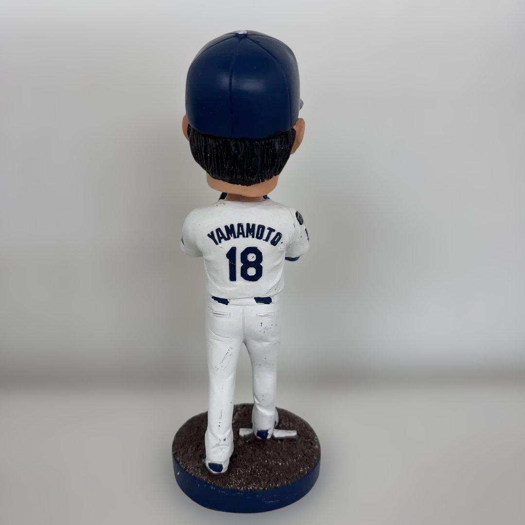 山本由伸 ボブルヘッド　2024年ワールドチャンピオン　球場限定配布