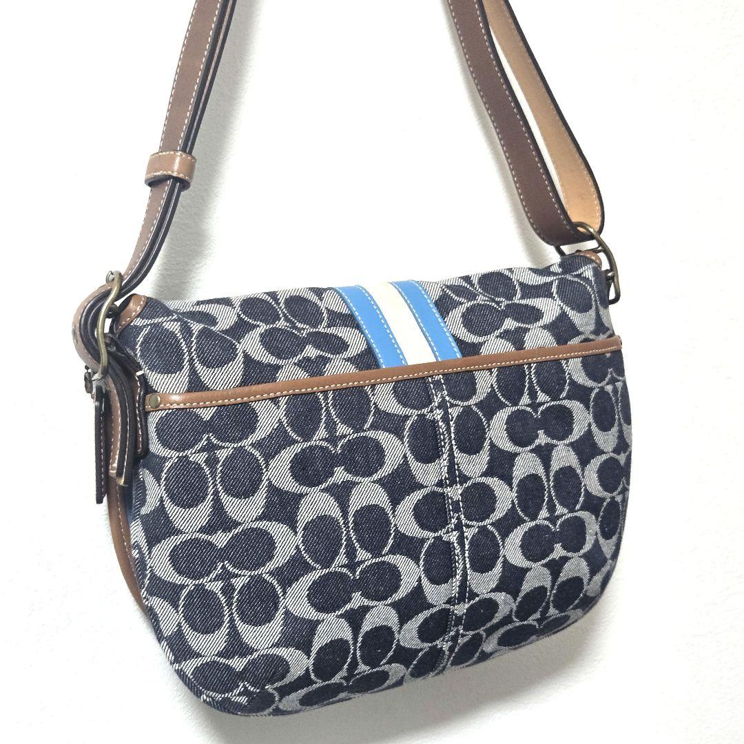 COACH デニムショルダーバッグ　コーチデニムワンショルダー　シグネチャー
