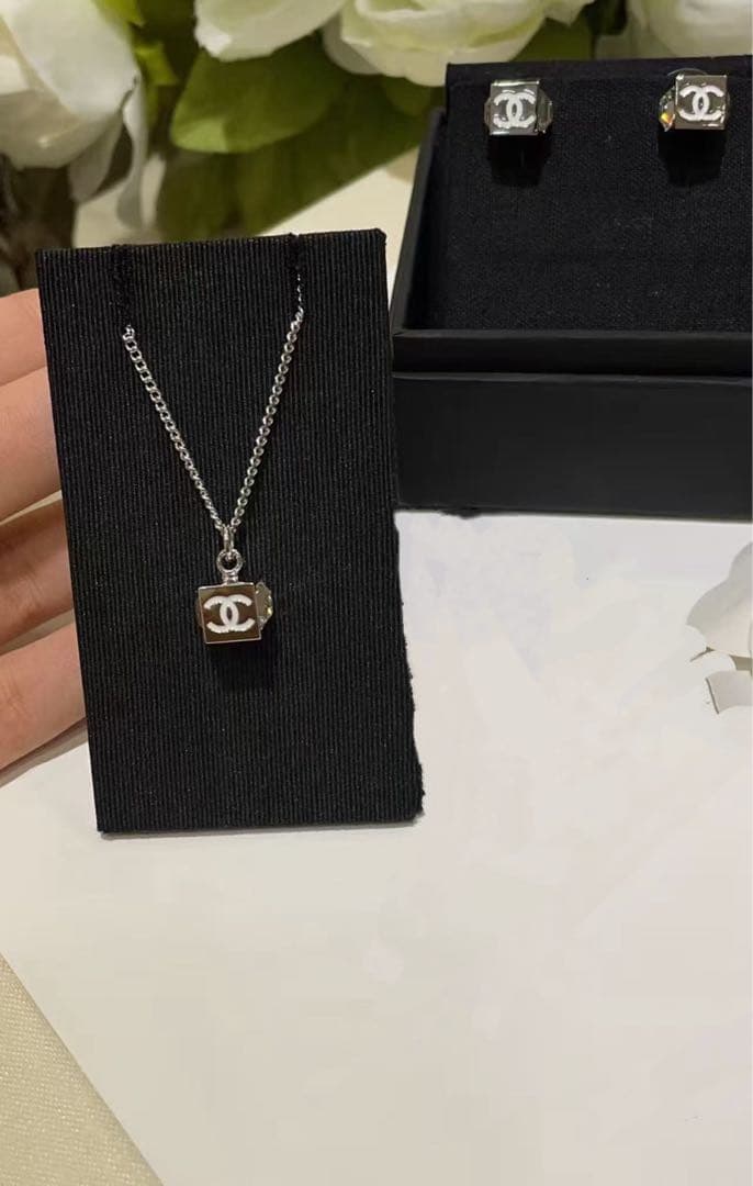 断*ん様 CHANELシャネルネックレス＆ピアス セット 非売品ノベルティ