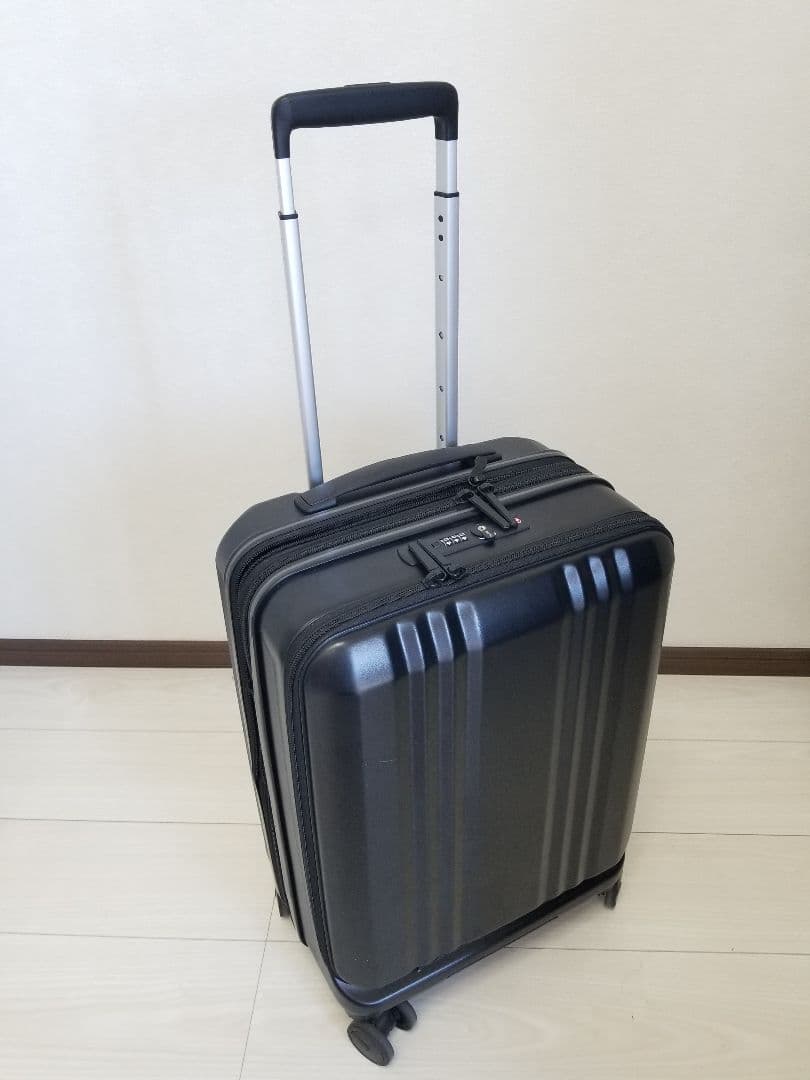 デカかるEdge キャリーケース マットブラック 37Ｌ+7Ｌ