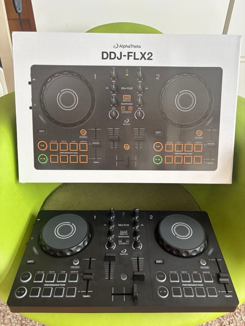 AlphaTheta DDJ-FLX2 ⭐︎持ち運びバッグとカバー付⭐︎