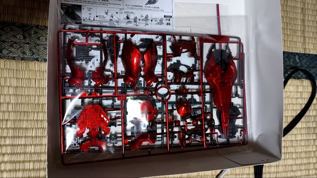 RG サザビー　メカニカルコアメッキ　ファンネルエフェクト付き