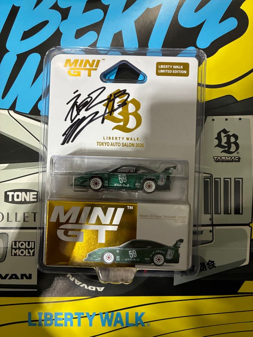 MINI GT LIBERTY WALK 限定ミニカー 加藤渉　直筆サイン入り②