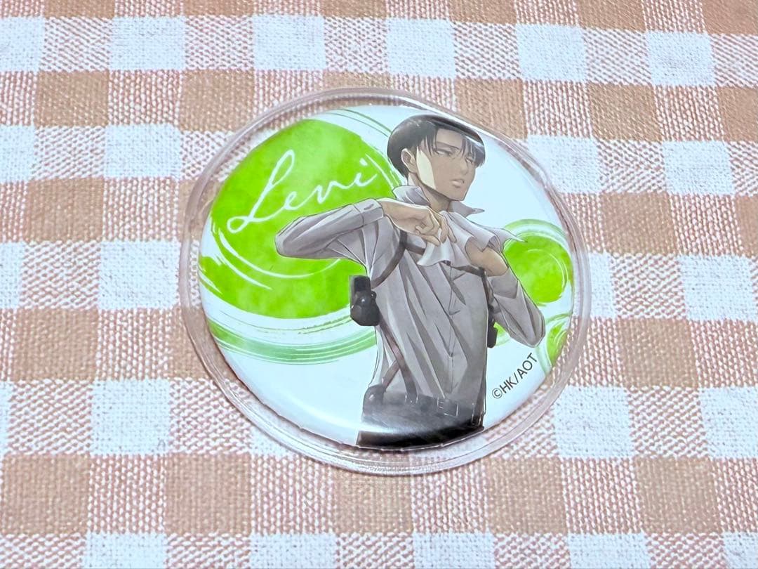 進撃の巨人 リヴァイ 缶バッジ アニメガ限定品