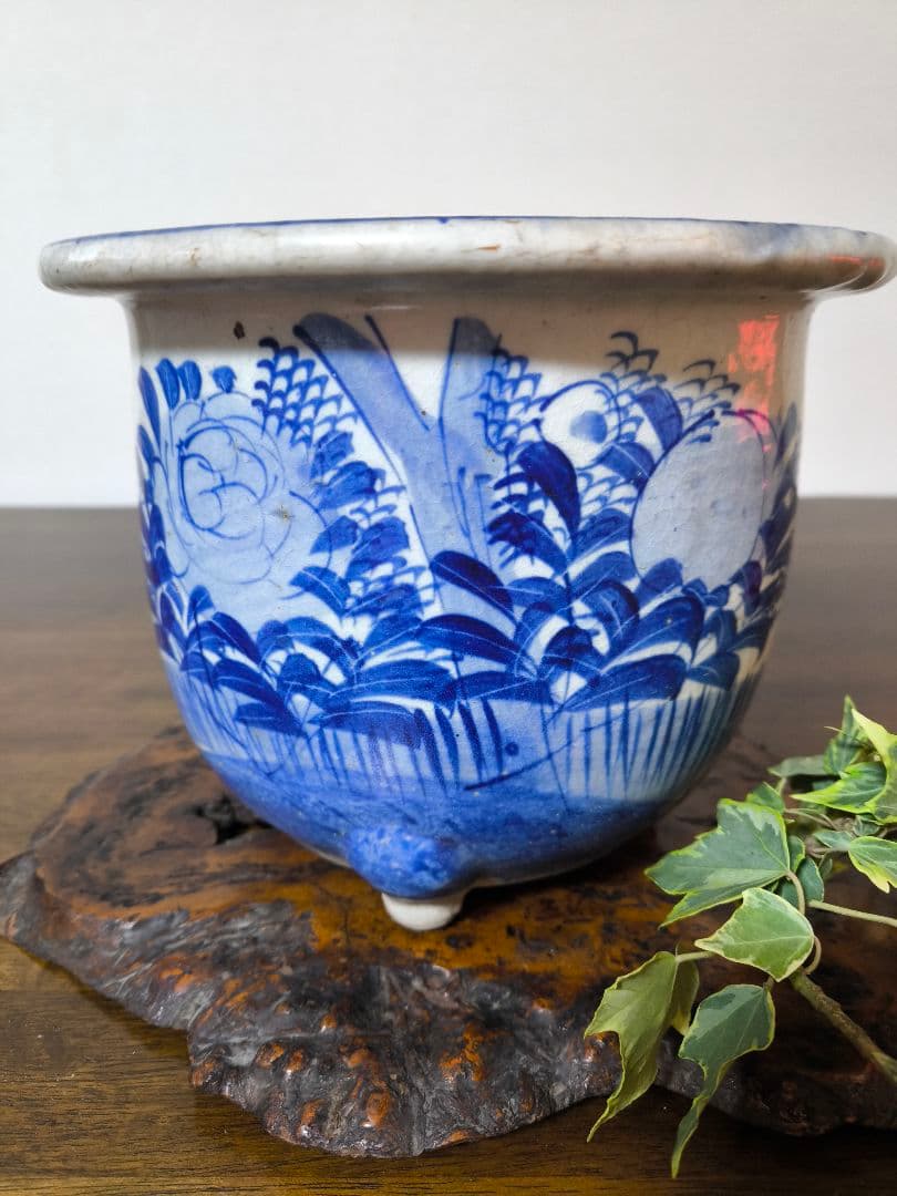 骨董　古伊万里　　明治時代　三足植木鉢　ジャンクガーデン