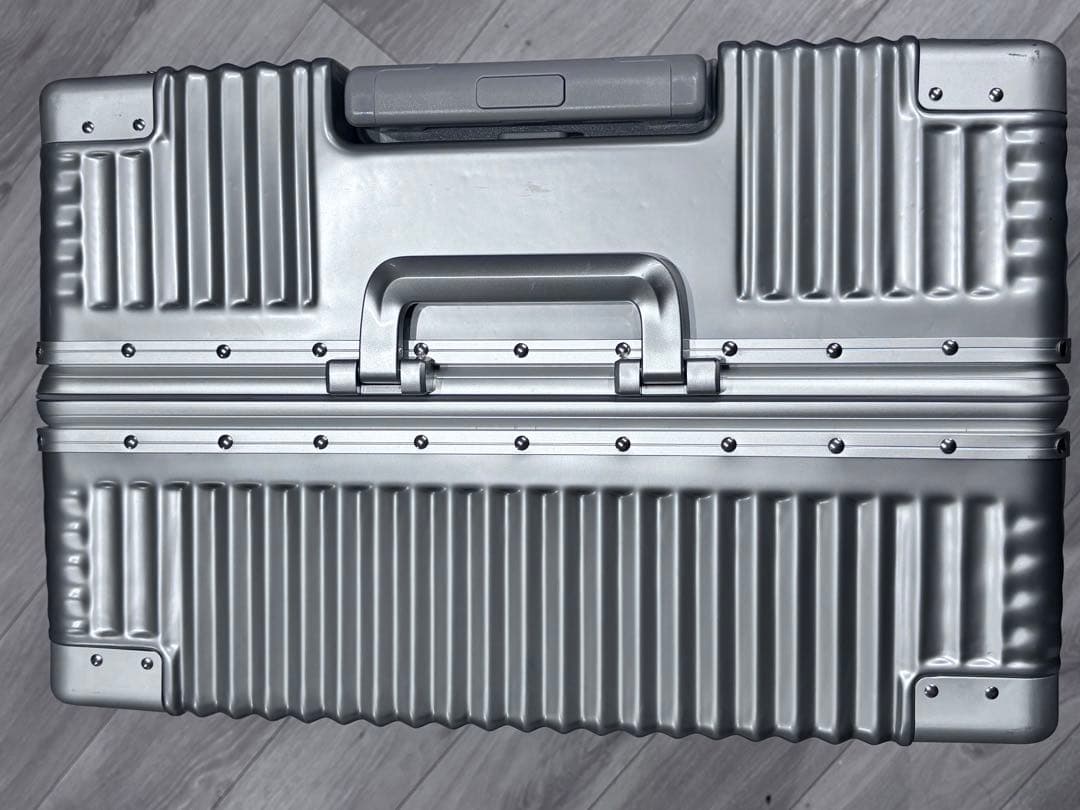 C.jutro キャリーケース　Lサイズ