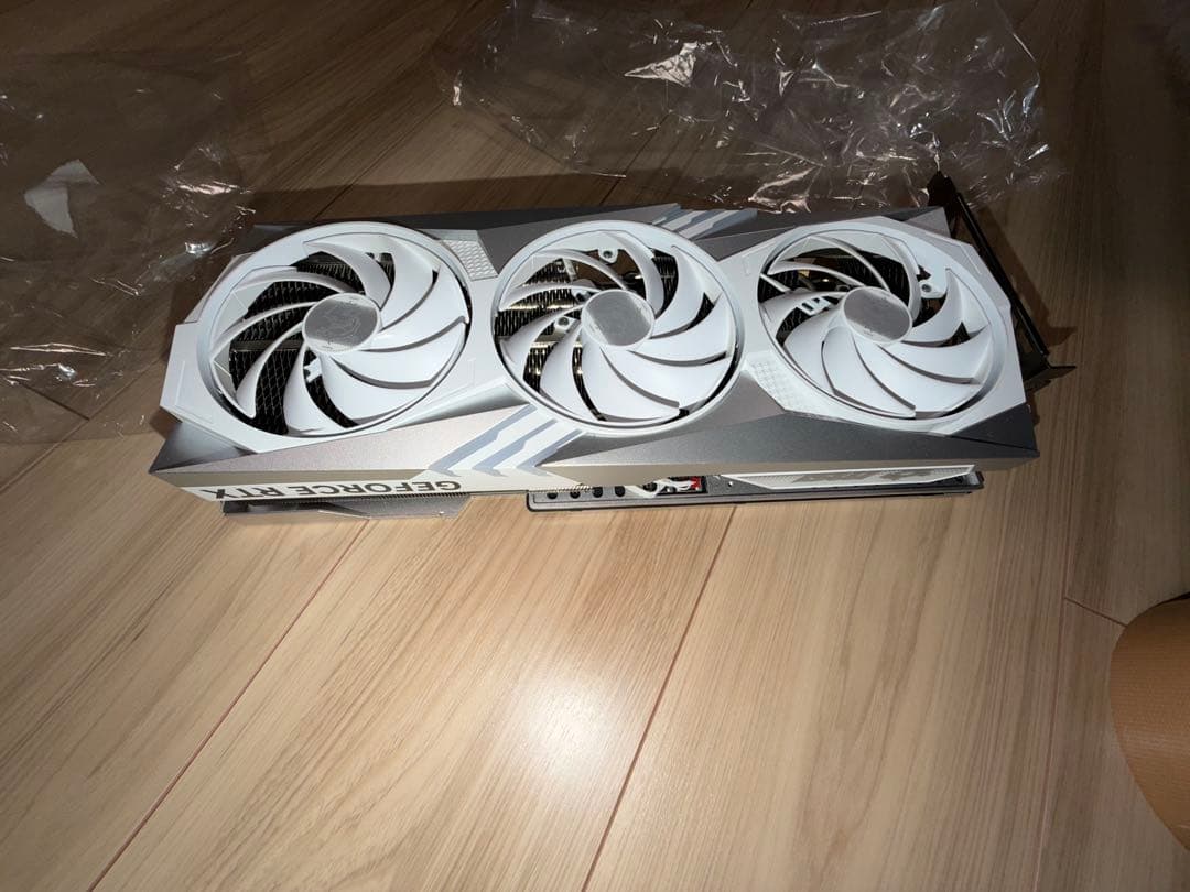 GeForce RTX ホワイト グラフィックボード