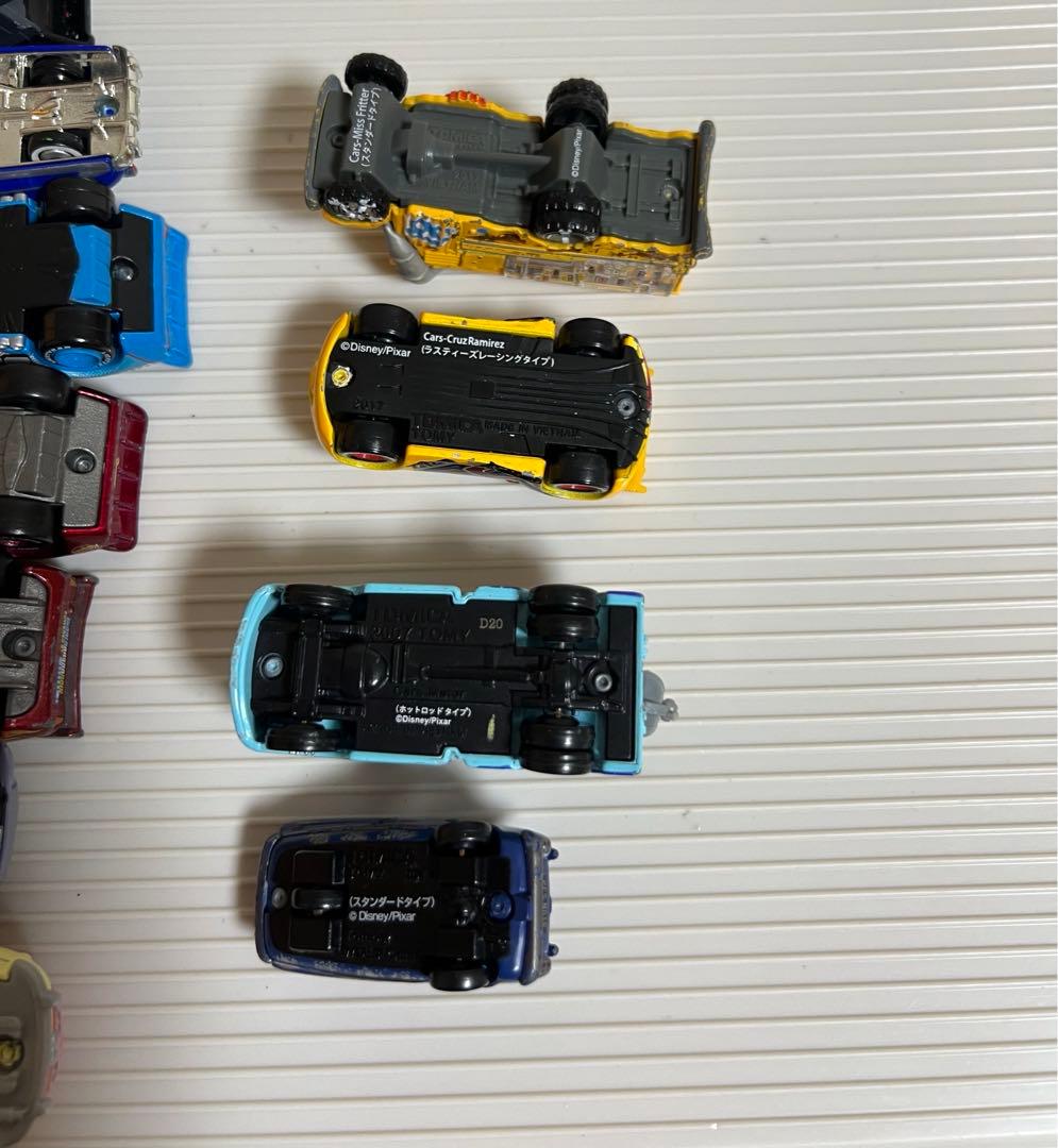 カーズ、トミカ、ミニカー、ルイーズ・ナッシュ、リバースコット