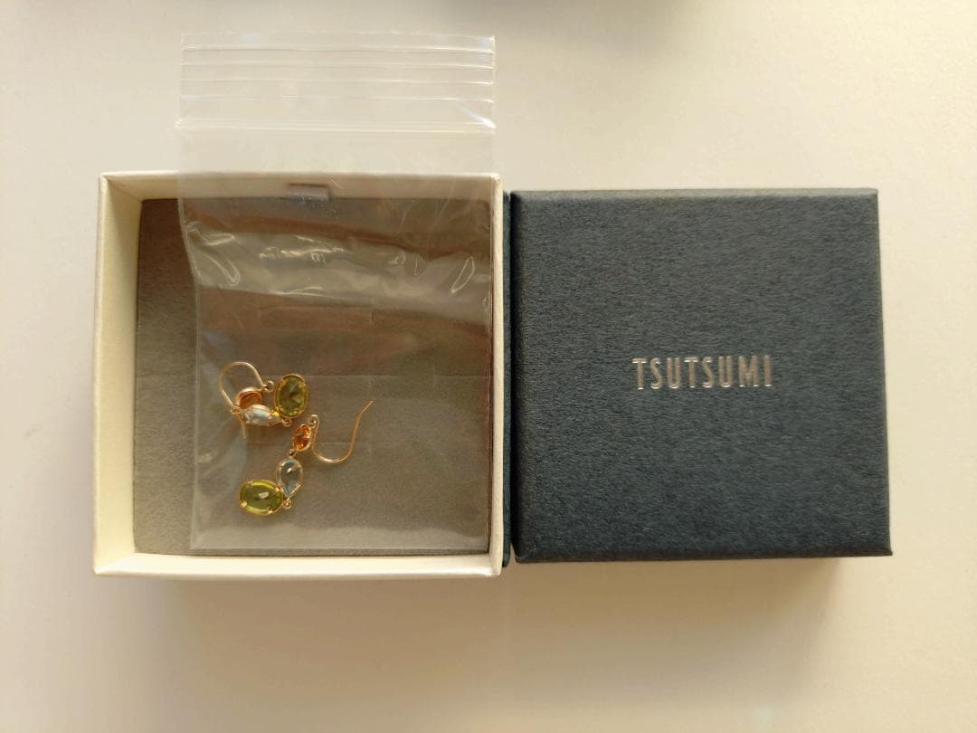 JEWELRY TSUTSUMI K10イエローゴールドマルチストーンピアス