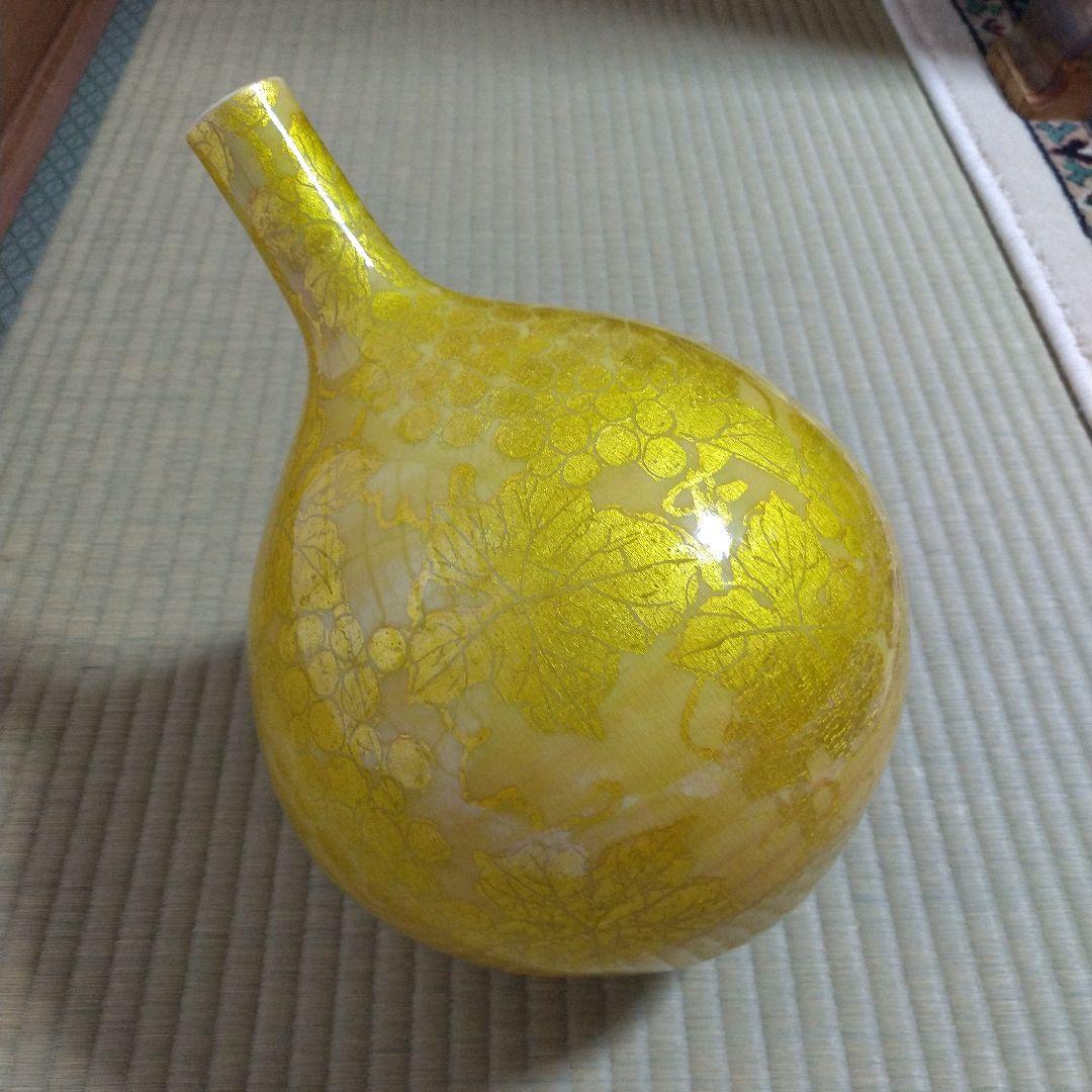 小野珀子　高さ約32cm　美術館級　釉裏金彩花壷 (葡萄図絵柄大花瓶)　桐共箱