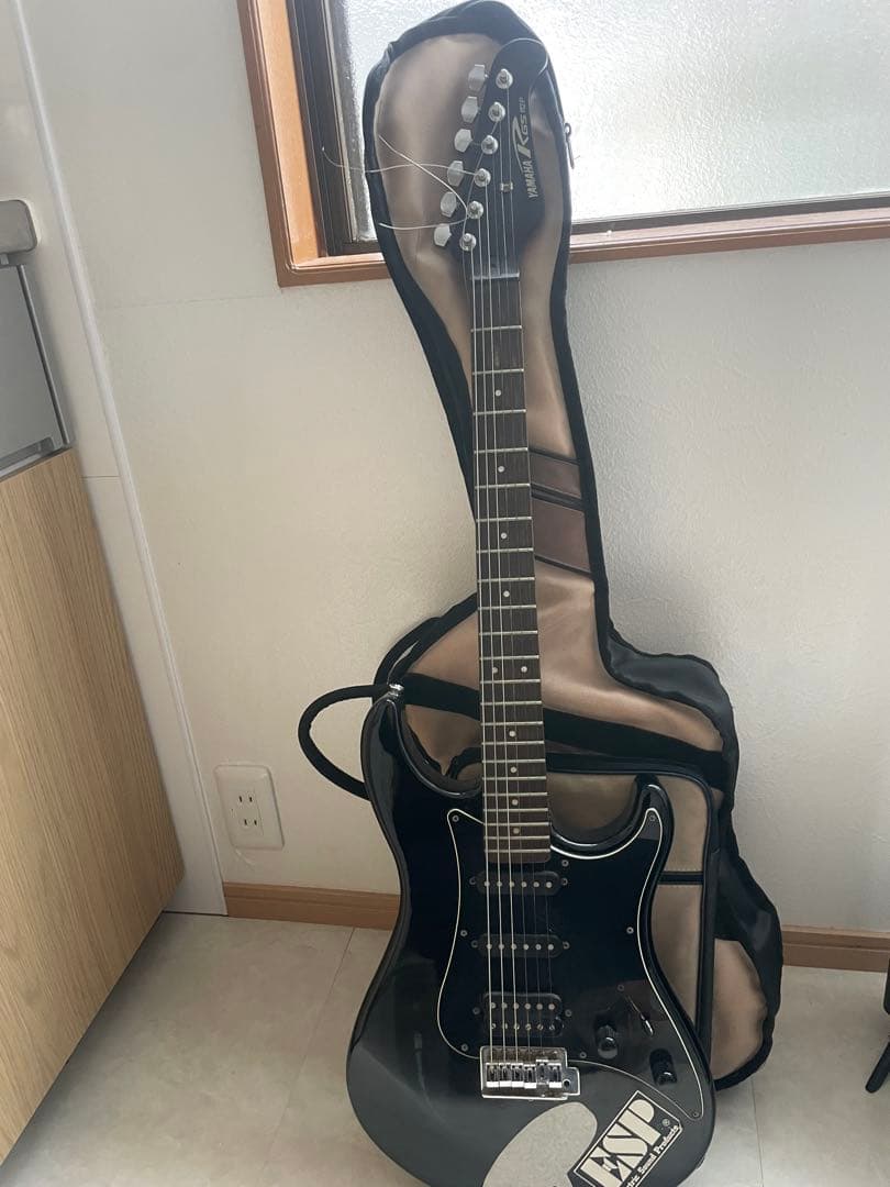 YAMAHA RGS 112P ブラック色 エレキギター