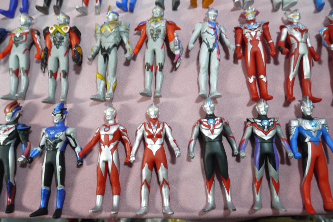 ウルトラヒーローシリーズ500　ウルトラマン　ソフビ　83体セット
