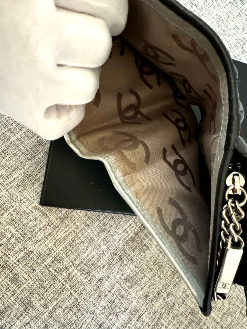 美品♪ CHANELシャネル 限定品カンボン　二つ折り財布　シリアルシール付き！