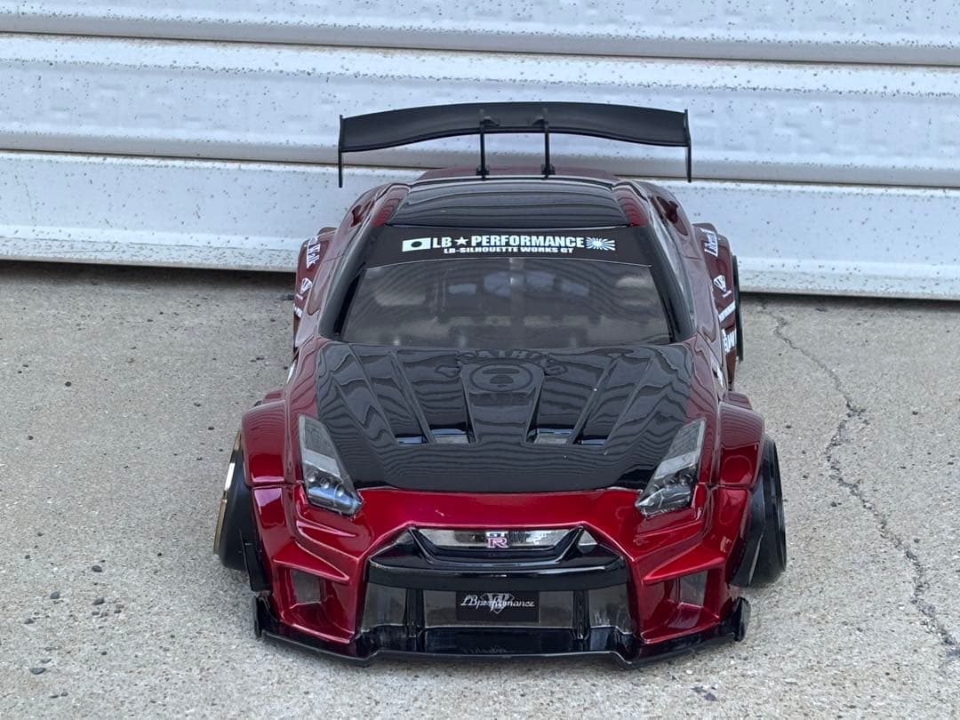 ラジコンボディ TETSUJIN R35 GT-R リバティーウォーク 塗装済
