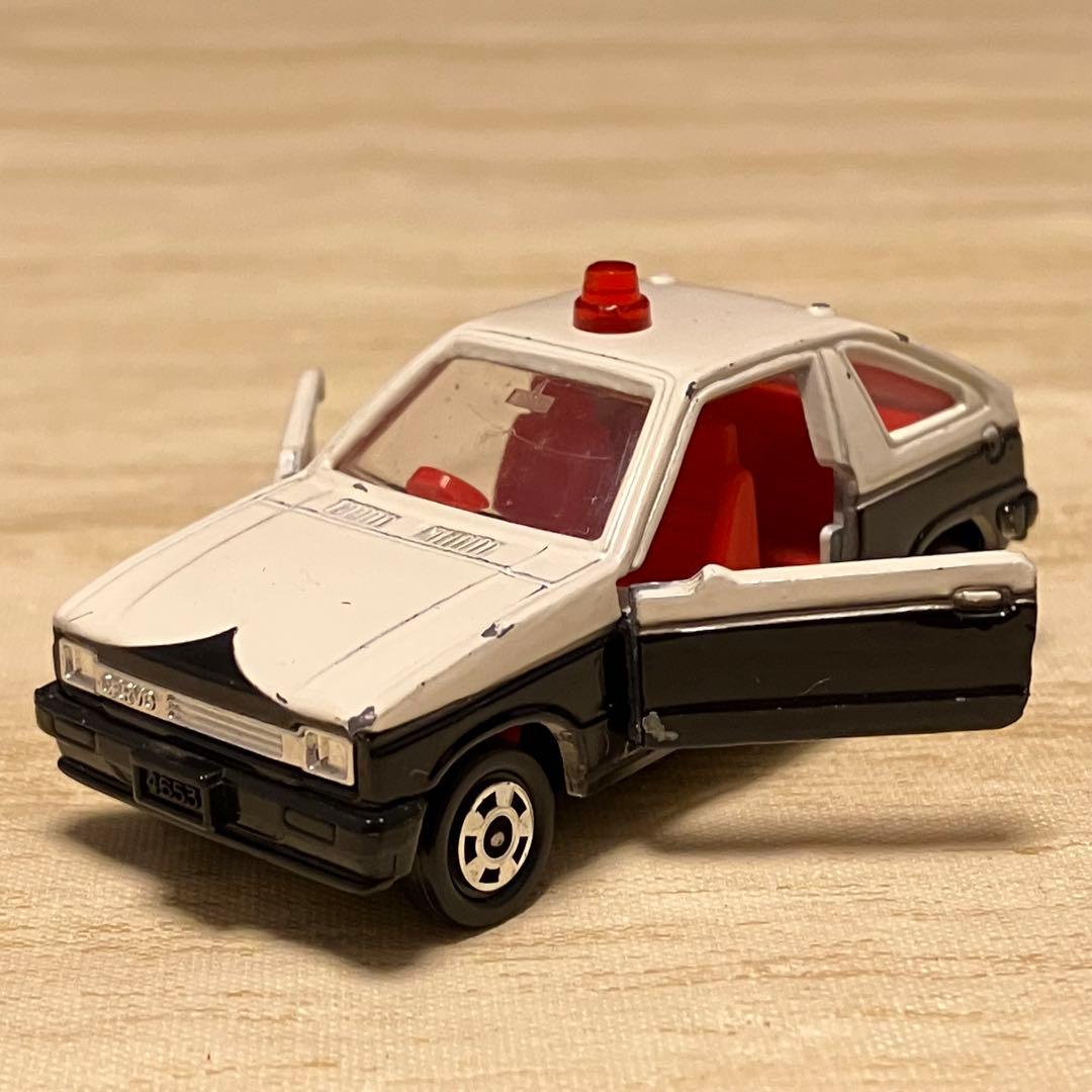 トミカ スズキ セルボ パトカー No.75 1/52
