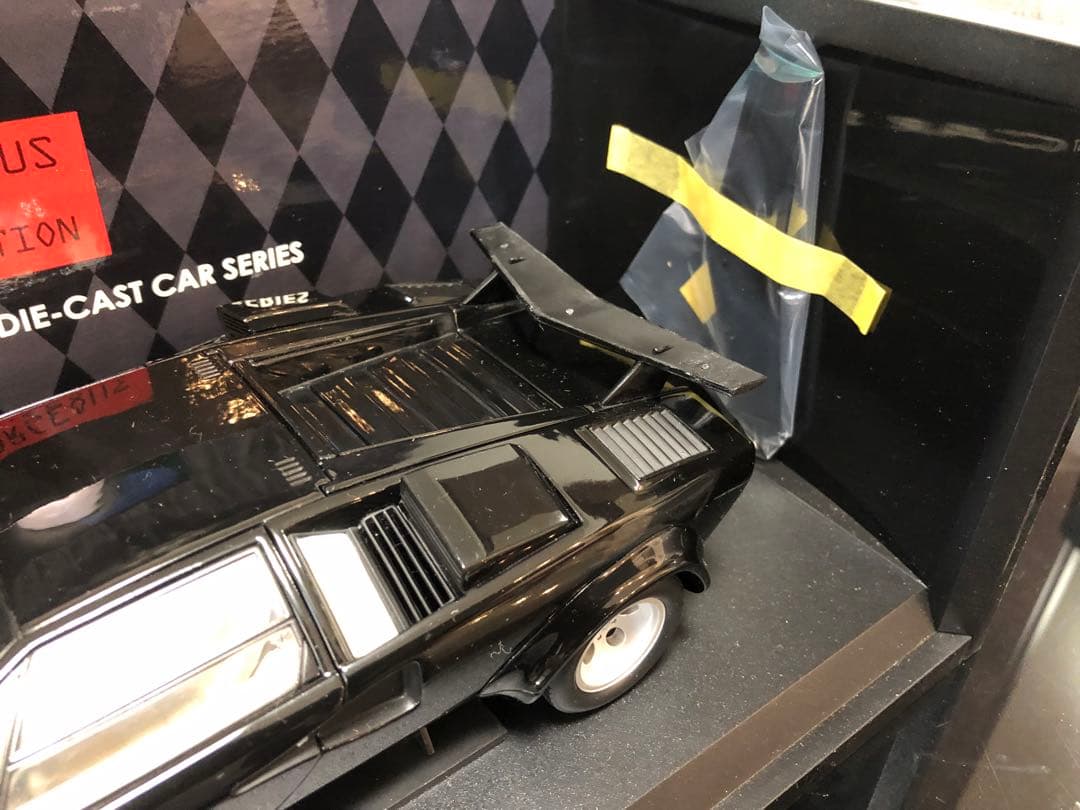 ランボルギーニ カウンタック LP500 1/18 ブラック 京商