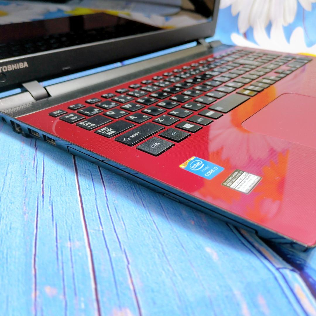 爆速SSD✨Windows11✨赤いノートパソコン 薄型dynabook カメラ