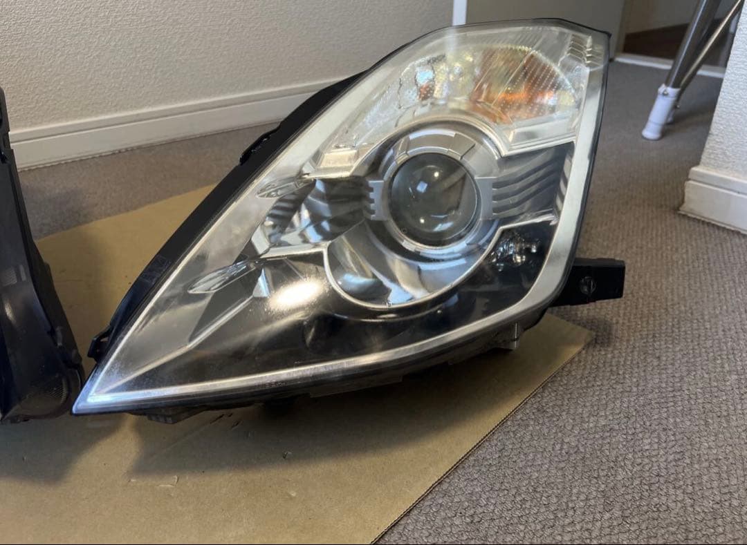 フェアレディZ Z33 中期 ヘッドライト 左右セット（中古品）