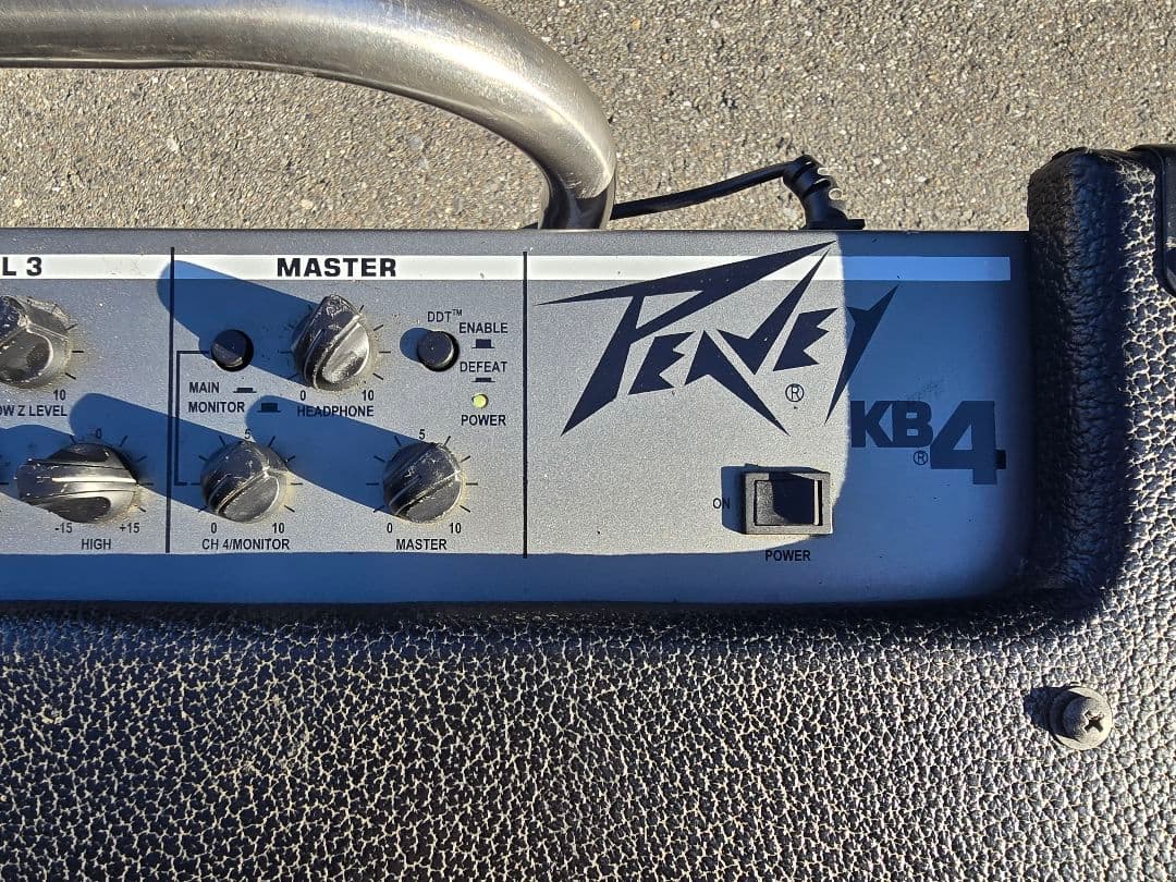 Peavey KB 4 キーボードアンプ