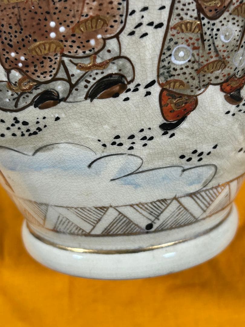 幕末　薩摩焼　金彩人物紋大瓶　共箱　送料込み250108