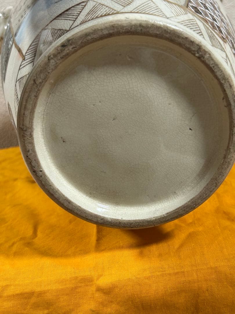 幕末　薩摩焼　金彩人物紋大瓶　共箱　送料込み250108