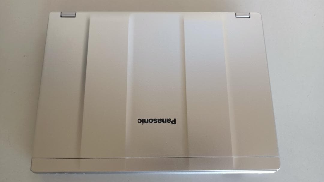 ノートパソコンpanasonic第7世代Core i5 SSD256Gメモリ8G