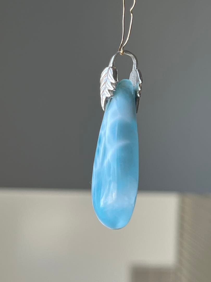 天然石ラリマー☆高品質！しずく型ペンダントトップ②☆リーフ型バチカンがステキ！