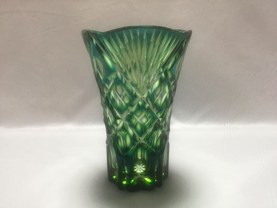 天開花瓶　ルリ緑　二色被ガラス　薩摩ガラス工芸作　定価117,700円