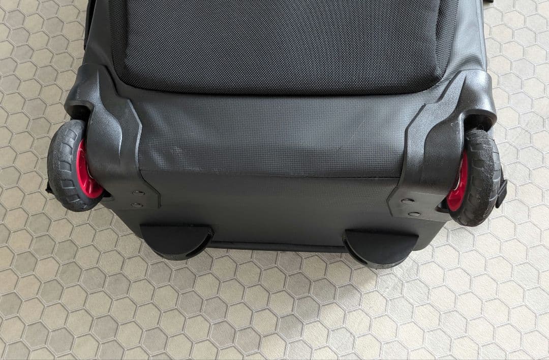 WHOLE EARTH EXPLORER キャリーケース