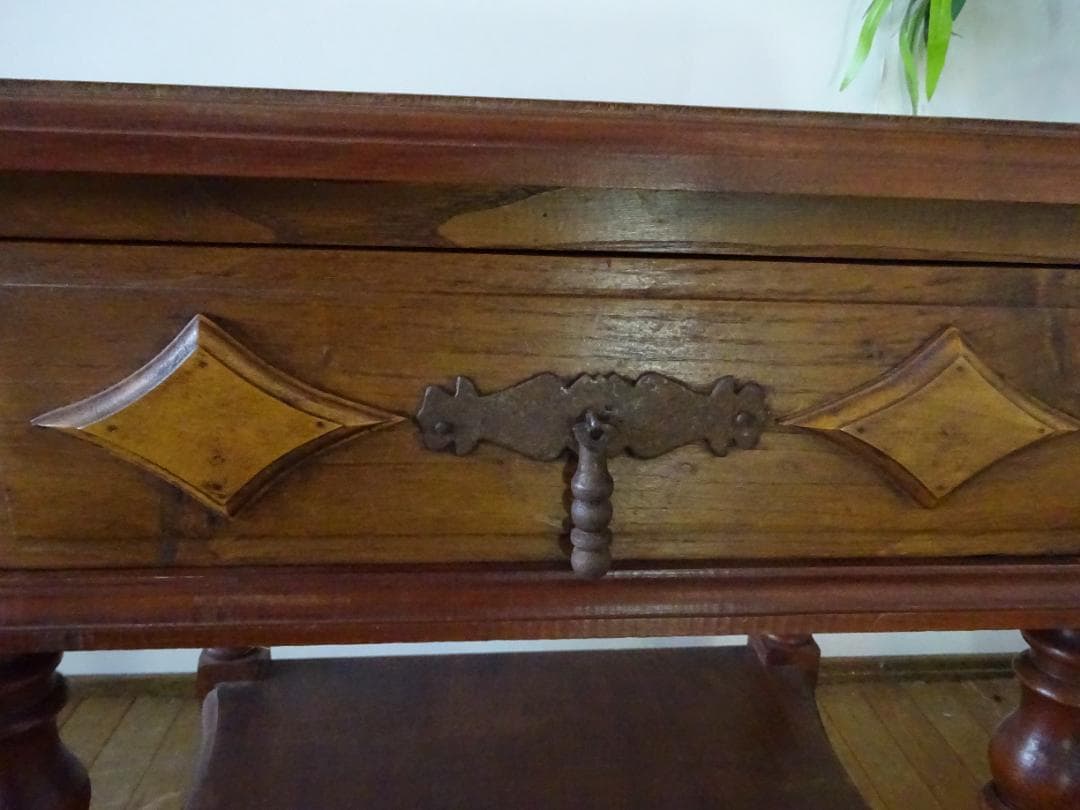 イギリスアンティーク　サイドテーブル　飾り台　花台　オーク材