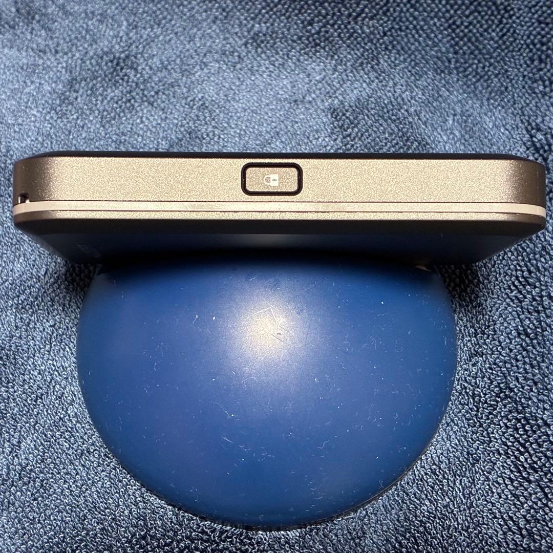 富士ソフト+F FS050W 4G/5GディアルSIM対応 モバイルルーター