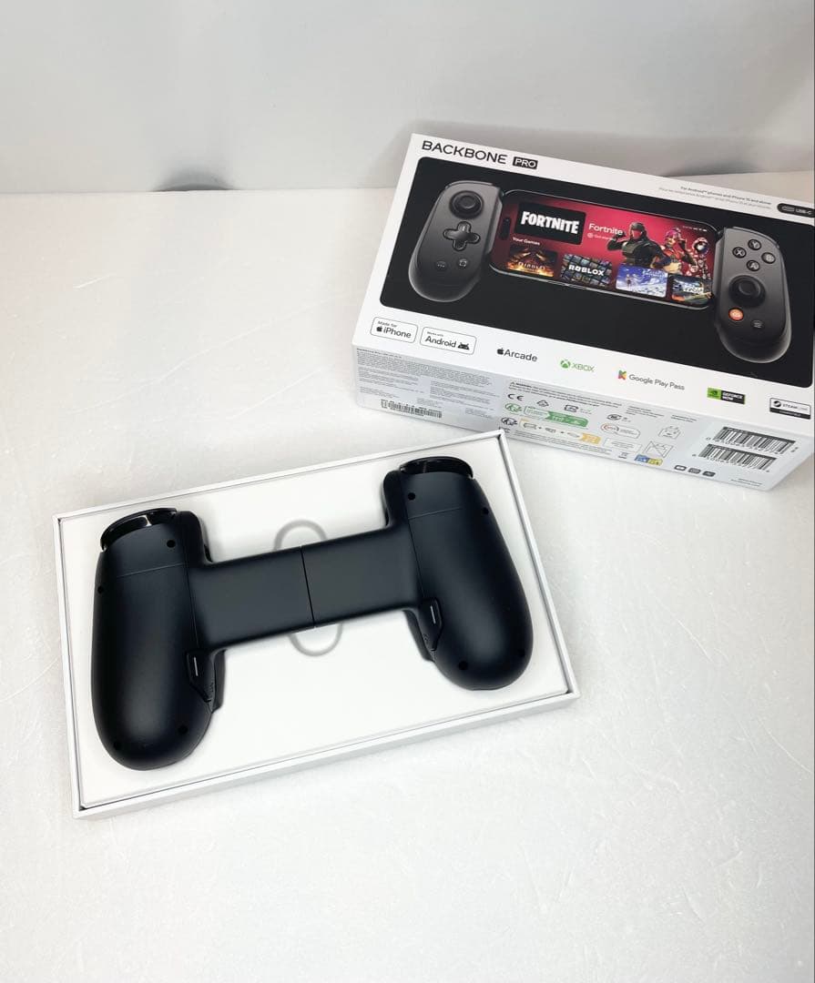 Backbone Pro スマホ コントローラー(ブラック)