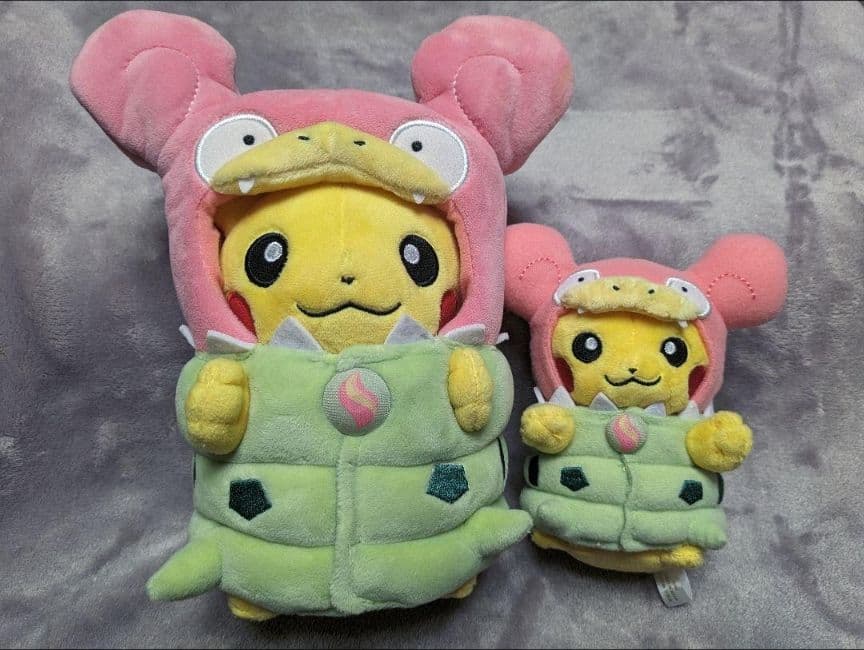 ポケモンセンター限定 メガヤドランのポンチョを着たピカチュウ マスコット