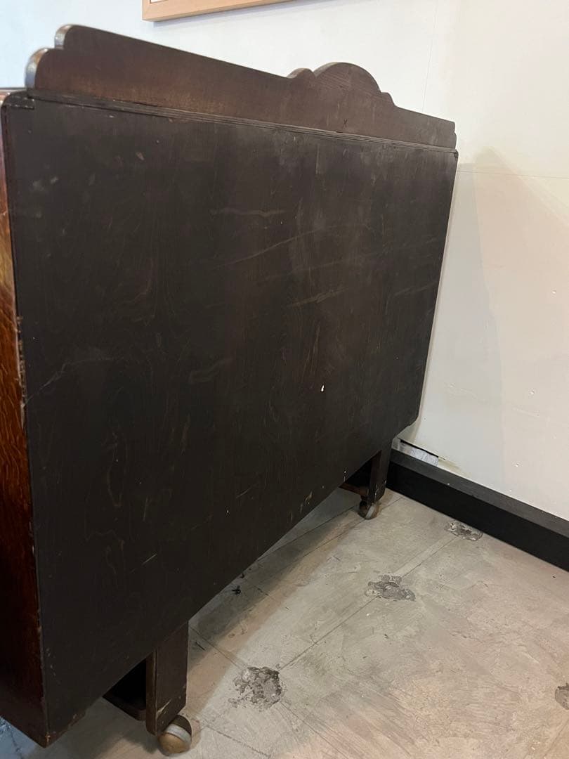 アンティークキャビネット　イギリス