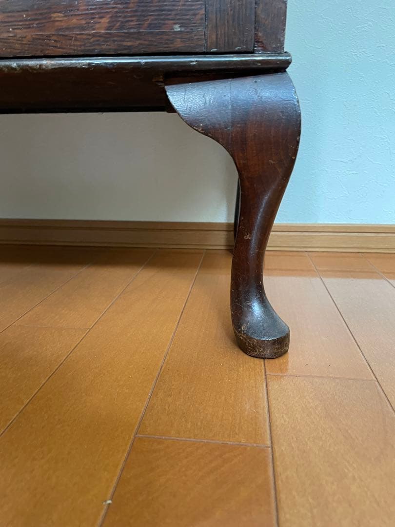 イギリスアンティーク家具　 ガラスキャビネット