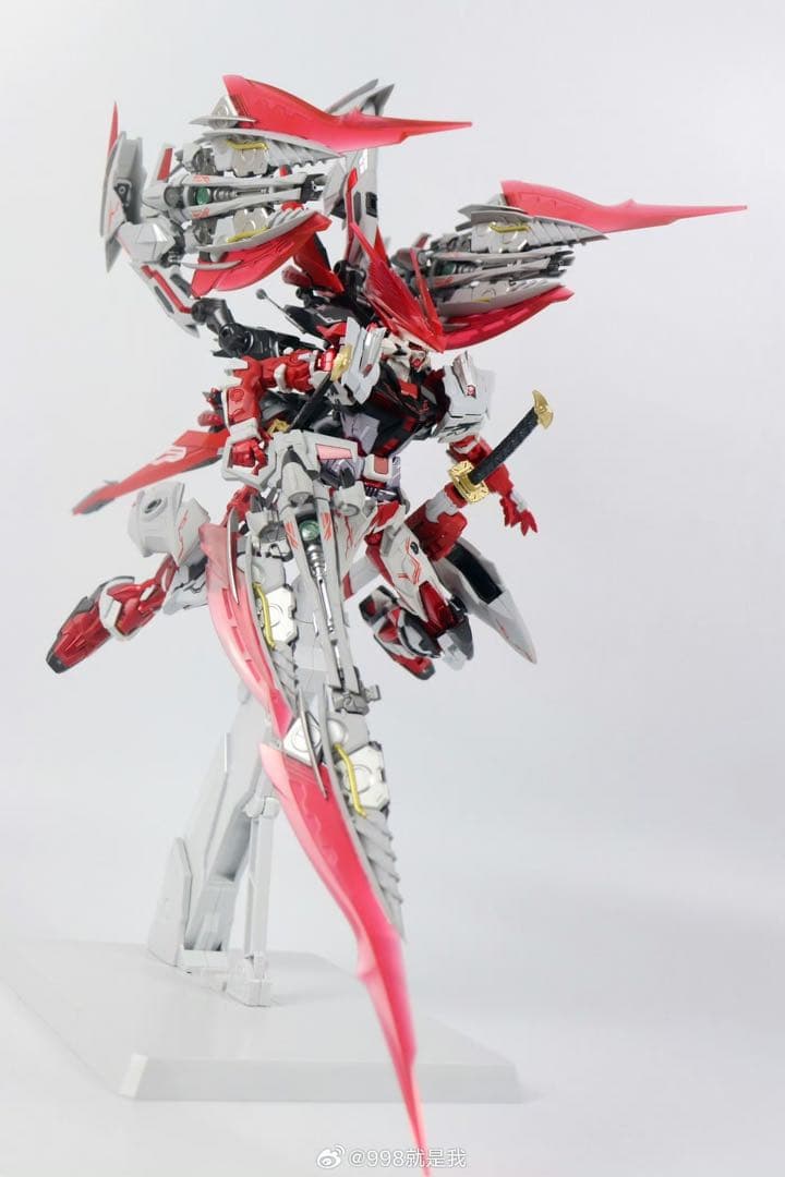 1/100 MG ガンダムアストレイ レッドドラゴン　海外製