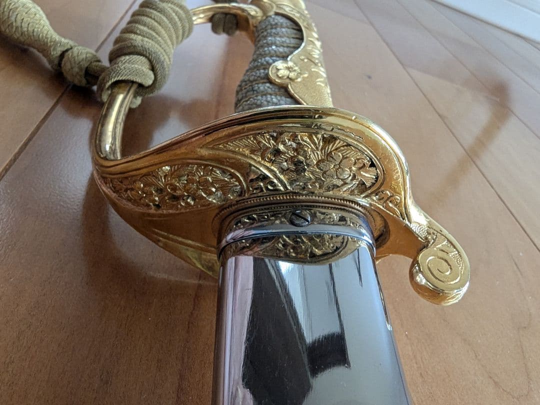 パ*ダ様 旧日本軍　模造刀　 軍刀　サーベル　 指揮刀