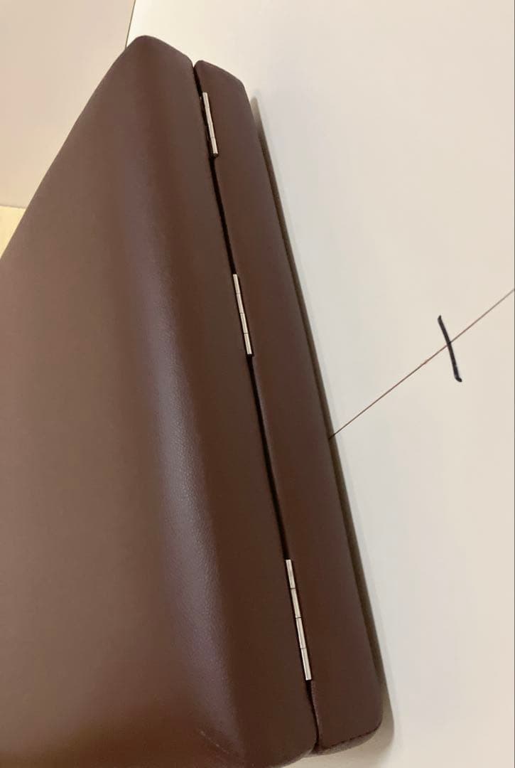 未使用　折りたたみ　エステベッド　マッサージベッド　持ち運びカバー付き