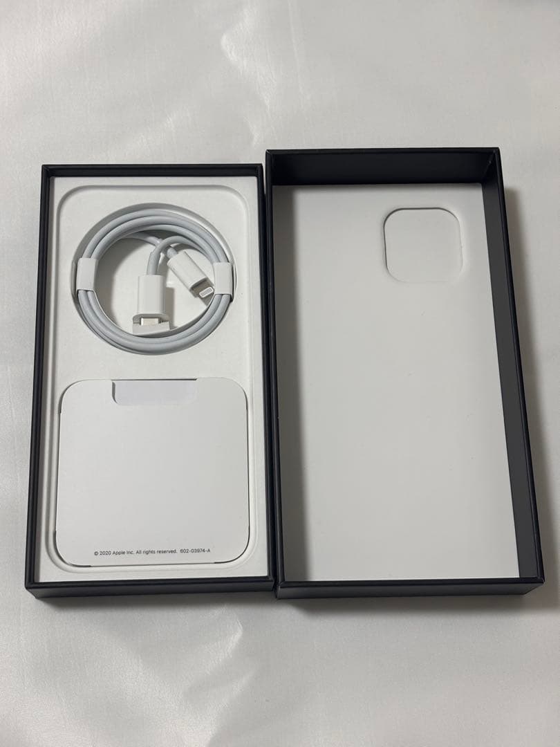 【美品】Apple iPhone 12 Pro ブルー 128GB SIMフリー