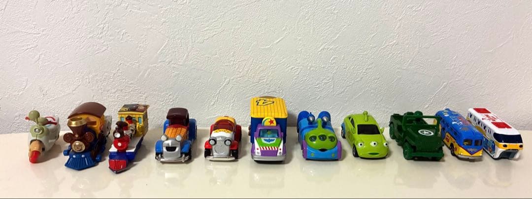 【美品】トミカ　トイストーリー　トイズキャリー（トラック）・トミカ11台セット！