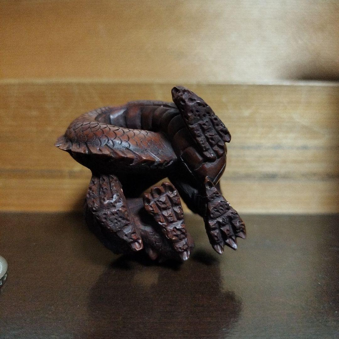 根付　龍